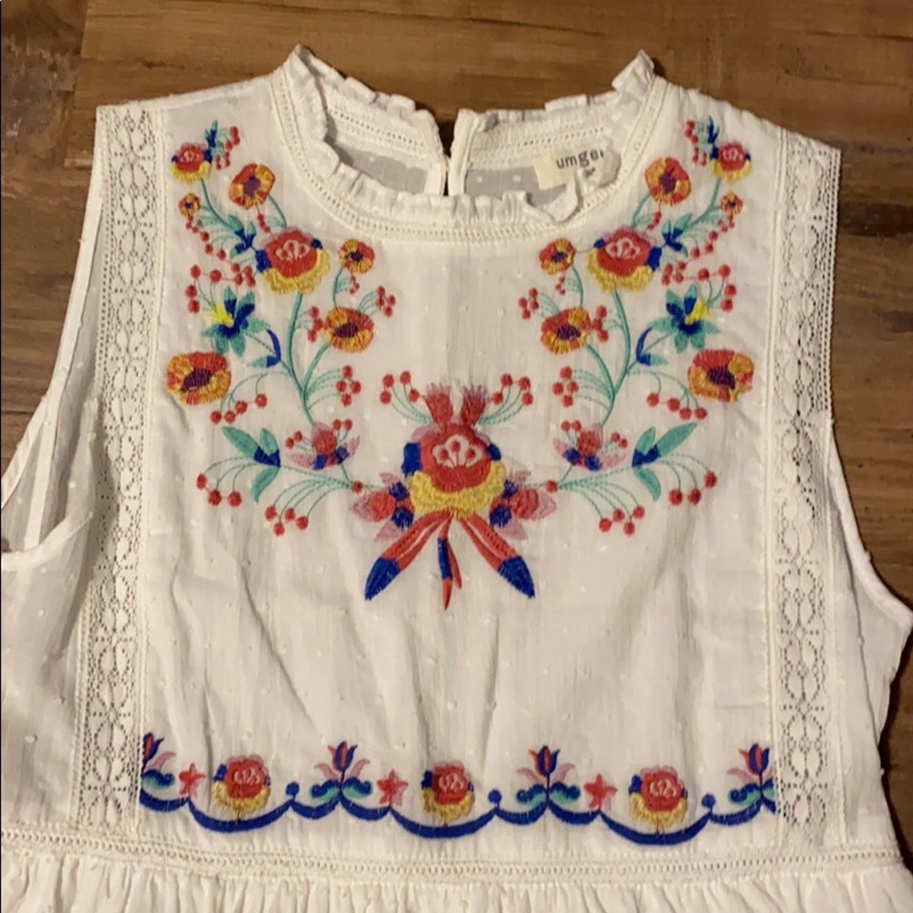 UMGEE Embroidered sun dress - Picture 6 of 9
